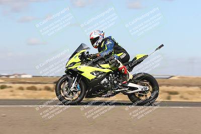 media/Nov-03-2024-TrackDaz (Sun) [[44580f4982]]/B Group/1220pm (Wheelie Bump)/